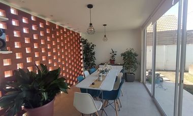 Casa en Arriendo en La Reserva, Machalí