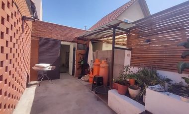 Casa en Arriendo en La Reserva, Machalí