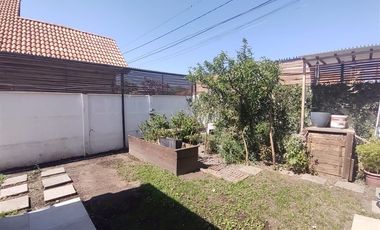 Casa en Arriendo en La Reserva, Machalí