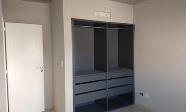 Amplio triplex a estrenar en venta en San Fernando