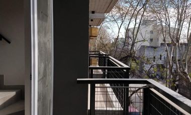 Amplio triplex a estrenar en venta en San Fernando