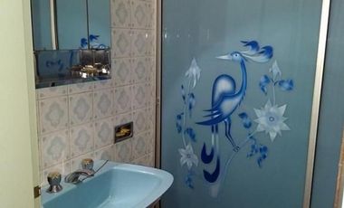 CASA 3 AMBIENTES EN IMPECABLE ESTADO, A MTS DE VELEZ SARSFIELD