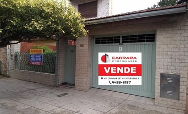 CASA 3 AMBIENTES EN IMPECABLE ESTADO, A MTS DE VELEZ SARSFIELD