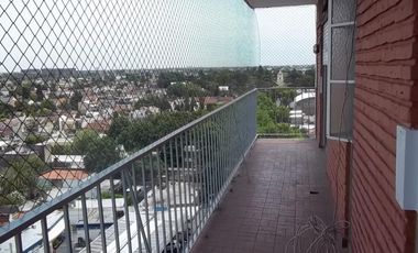 DEPARTAMENTO 3 AMBIENTES EN ALQUILER RAMOS MEJIA NORTE.-