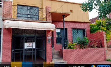 Casa Amplia en espectacular zona del centro de Posadas