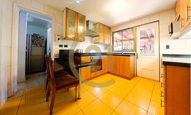 Se Vende Casa Peñalolén Condominio Los Viñedos