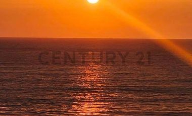 VENTA DE PROPIEDAD EN PUERTO CAYO CON EXCELENTE UBICACIÓN