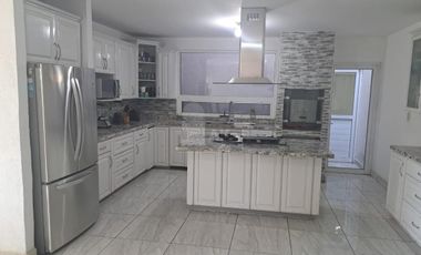 Casa sola en venta en Los Pinos, Saltillo, Coahuila