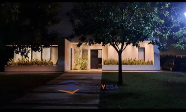 Casa en alquiler en Barrio Terravista