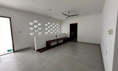 CASA EN RENTA EN CAMPECHE: FRACC. RESIDENCIAL BUGAMBILIAS