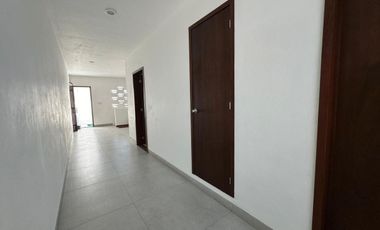 CASA EN RENTA EN CAMPECHE: FRACC. RESIDENCIAL BUGAMBILIAS