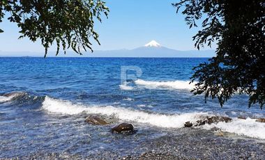 PARCELA CON VISTA Y ACCESO A LAGO EN SECTOR LOS BAJOS.