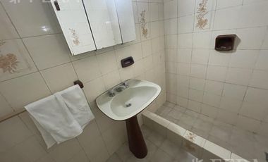 Venta PH 3 ambientes con patio en Wilde