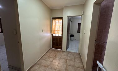 Casa 4 ambientes en alquiler!