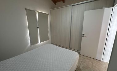 Alquilo Casa 2 Dormitorios - Juan Diaz de Solis - Neuquén Capital