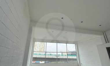 Edificio en venta en Viveros de La Loma