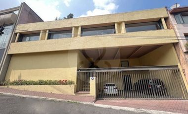 Casa en condominio en renta en Lomas de Reforma