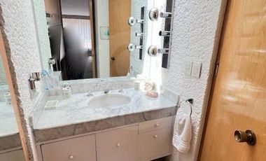 Casa en condominio en renta en Lomas de Reforma