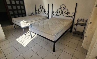 Casa en condominio en venta en Fraccionamiento Burgos, Temixco, Morelos.