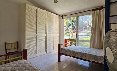 Casa en condominio en venta en Fraccionamiento Burgos, Temixco, Morelos.