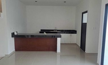 Mérida casa 3 recamaras Misnebalam
