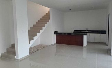 Mérida casa 3 recamaras Misnebalam