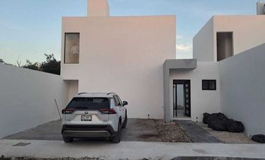 Mérida casa 3 recamaras Misnebalam