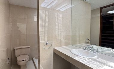 CASA EN RENTA EN PRIVADA BOSQUES DE LAS LOMAS