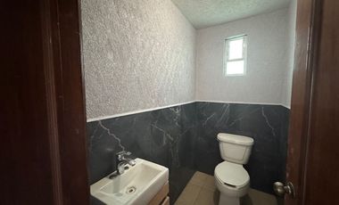 CASA EN RENTA EN SANTA MARIA