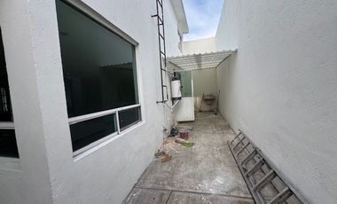 CASA EN RENTA EN SANTA MARIA