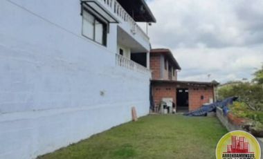 Casa-Finca en Venta Ubicado en Marinilla Codigo 4678