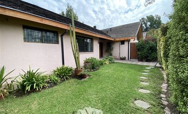 Casa en Venta en Echeñique con Vicente Pérez Rosales