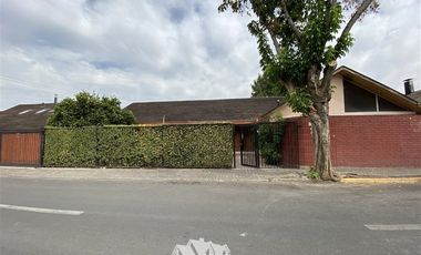 Casa en Venta en Echeñique con Vicente Pérez Rosales