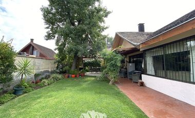Casa en Venta en Echeñique con Vicente Pérez Rosales