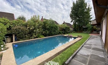 Casa en Venta en Echeñique con Vicente Pérez Rosales