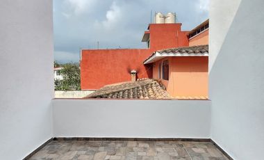 Venta de casa en Fraccionamiento la Herradura en Coatepec.
