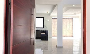 Venta de casa en Fraccionamiento la Herradura en Coatepec.