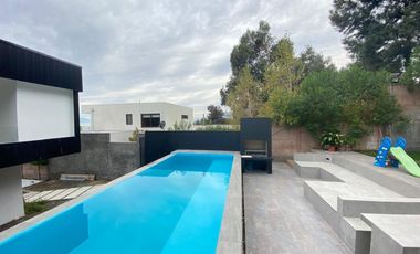Casa 5D 3B Moderna Casa  Mirador de Nogales