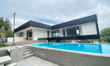 Casa 5D 3B Moderna Casa  Mirador de Nogales