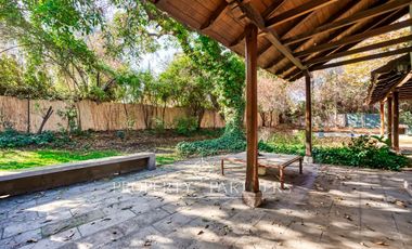 Casa estilo chilena, gran terreno excelente conectividad