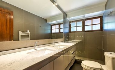 Casa estilo chilena, gran terreno excelente conectividad