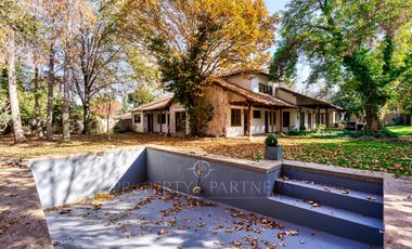 Casa estilo chilena, gran terreno excelente conectividad