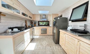 Moderna casa en condominio La puntilla de Villarrica