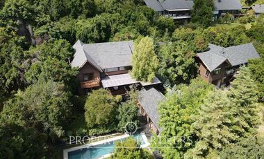 Moderna casa en condominio La puntilla de Villarrica