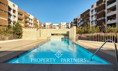 Excelente y cómodo departamento en venta en La Dehesa cercano a servicios, colegios y comercio