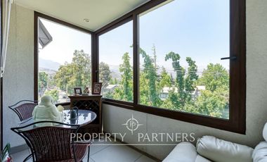 Excelente y cómodo departamento en venta en La Dehesa cercano a servicios, colegios y comercio