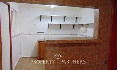 Se vende linda y luminosa casa por sector Capitán Guillermos