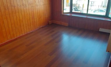 Se vende linda y luminosa casa por sector Capitán Guillermos