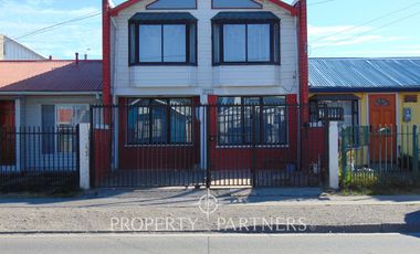 Se vende linda y luminosa casa por sector Capitán Guillermos