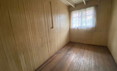 Se arrienda casa con gran terreno